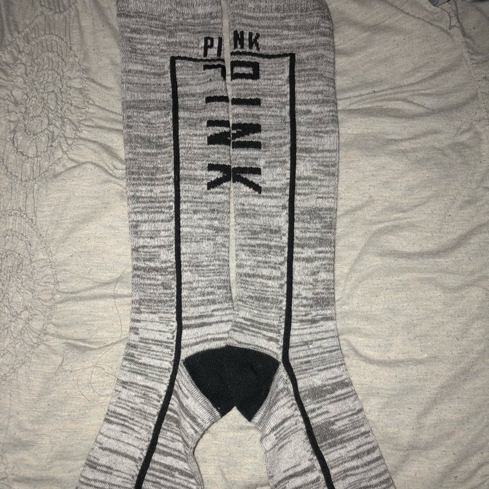 PINK Long crew socks